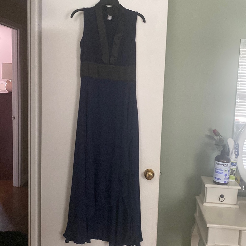 Venus tuxedo dress sz 4